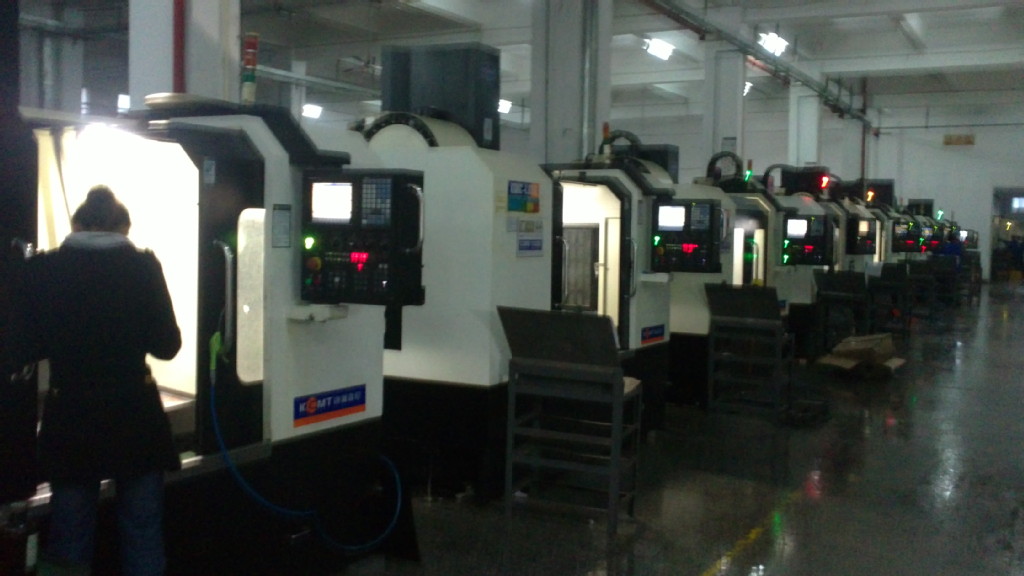 <strong>南京藝匠專業(yè)cnc精密機械加工，知名品牌，高性價比</strong>