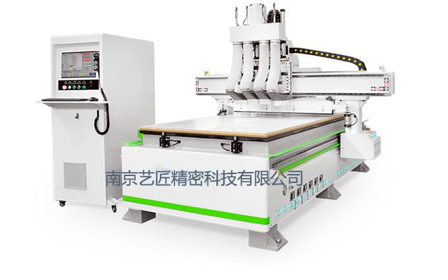 <strong>南京藝匠教你CNC加工中心的保養(yǎng)有哪些方法？</strong>