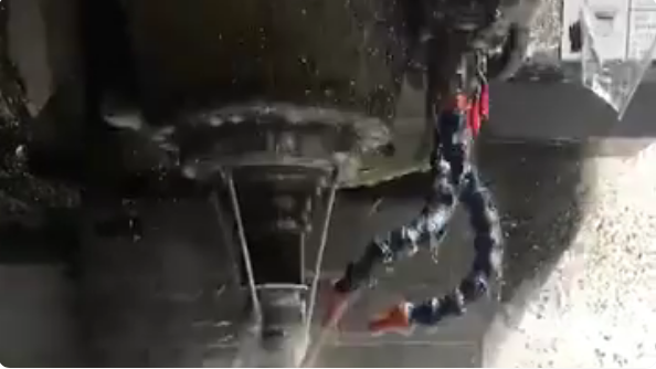 <strong>鋁合金精密零件CNC加工技術促進行業(yè)發(fā)展</strong>