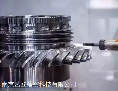 <strong>藝匠微孔加工設(shè)備|應(yīng)戰(zhàn)超高精細加工技術(shù)難點</strong>