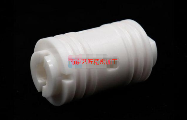 <strong>高溫精密陶瓷：光纖激光切割技術性逐漸取代傳統(tǒng)式的CNC機械加工制造</strong>