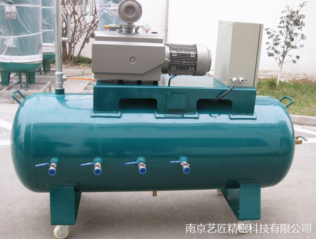 <strong>CNC加工中心配套吸附系統(tǒng)真空泵系統(tǒng)（真空機(jī)組）真空自動排水罐的作用</strong>